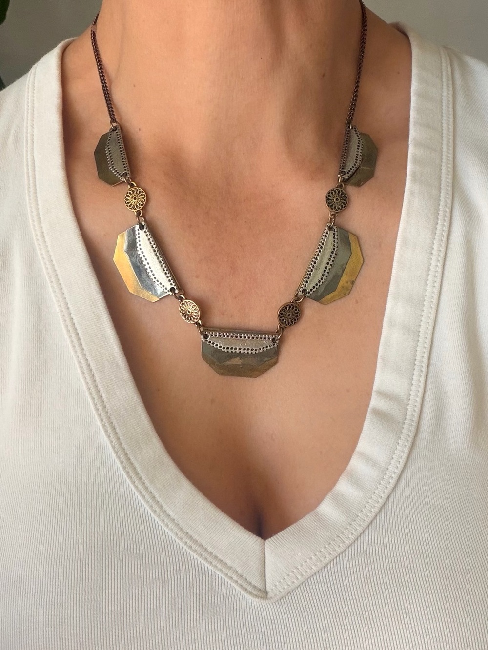 Vintage Art Deco Mixed Metal Geometric Pendant Necklace - Gold & Silver tone